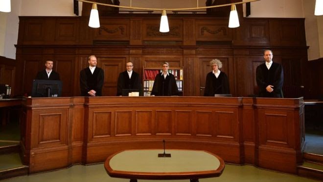 Các Thẩm Phán trong phiên tòa xét xử nghi can Nguyễn Hải Long ngày 24/4/2018 tại Berlin.
