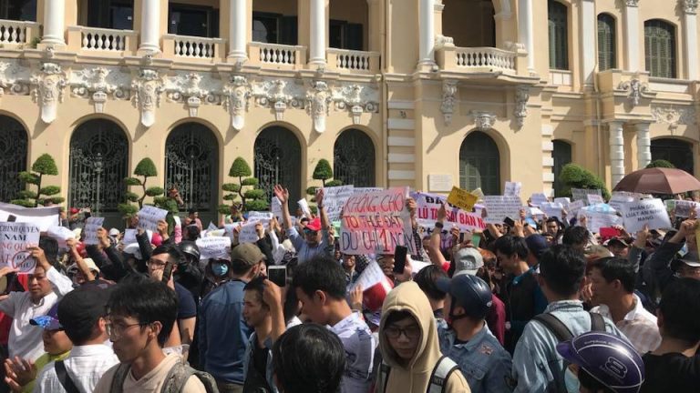 Một cuộc biểu tình chống Luật Đặc Khu và An Ninh Mạng tại Sài Gòn ngày 10/6/2018. Ảnh: Internet