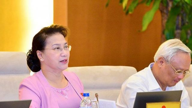à Nguyễn Thị Kim Ngân, Chủ tịch Quốc hội CSVN trong một phiên họp của Uỷ ban Thường vụ Quốc hội thảo luận về vấn đề xử lý tài sản bất minh hôm 13/7/2018. Ảnh: VnEconomy