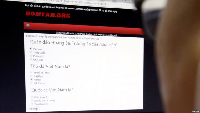 Một câu hỏi về chủ quyền biển đảo trong loạt câu đố xuất hiện trên trang web của Việt Nam chiếu phim "Diên Hy công lược" của Trung Quốc hôm 24/8. Ảnh: Reuters