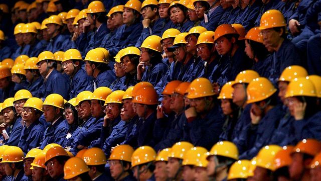 Mở đặc khu là cơ hội lớn cho lao động Trung Quốc, gồm cả chuyên gia và lao động kỹ thuật. Ảnh: Guang Niu/Getty Images