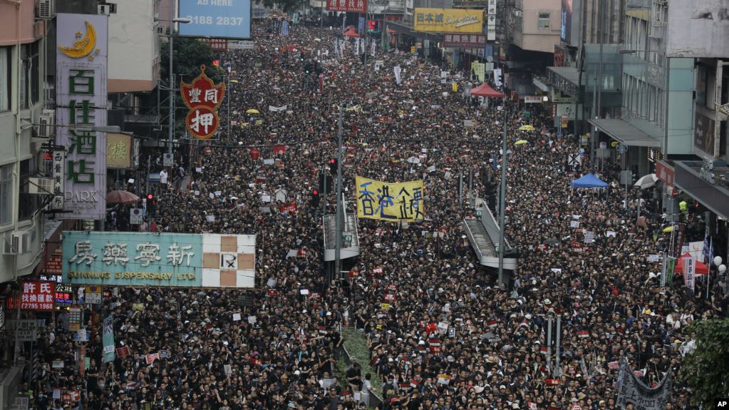 Biển người biểu tình ở Hong Kong hôm 16/6.