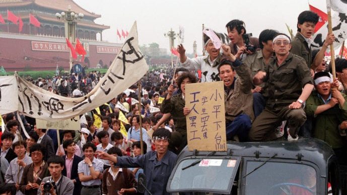 Quảng trường Thiên An Môn ngày 18 Tháng Năm, 1989, khi hàng ngàn sinh viên và công nhân biểu tình đòi tự do dân chủ. Ảnh: Getty Images