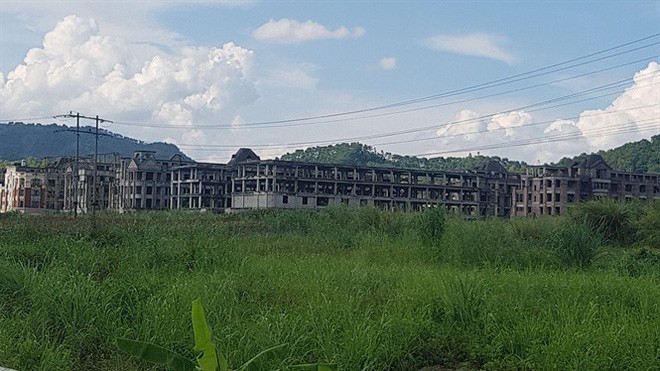 Dự án ở Lạng Sơn với quy mô diện tích lên tới 180 ha, khối lượng xây dựng hàng trăm tòa nhà biệt thự đã triển khai rồi đắp chiếu, bỏ hoang. Ảnh: Soha