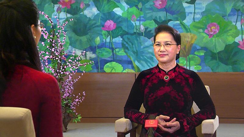 Chủ Tịch Quốc Hội CSVN Nguyễn Thị Kim Ngân trong một cuộc trả lời phỏng vấn. Ảnh: Internet