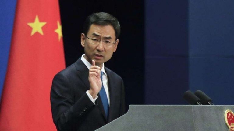 Cảnh Sảng, Phát Ngôn Nhân Bộ Ngoại Giao CHND Trung Hoa, nói hôm 18 tháng Chín, 2019 Việt Nam vi phạm nghiêm trọng các quyền và lợi ích của Trung Quốc khi tiến hành khai thác dầu khí đơn phương trong khu vực Bãi Tư Chính kể từ tháng 5 năm nay. Ảnh: AP/Andy Wong