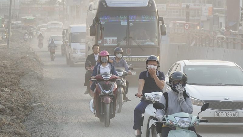 Ô nhiễm không khí ở một khu vực thuộc thủ đô Hà Nội. Ảnh: Dân Trí