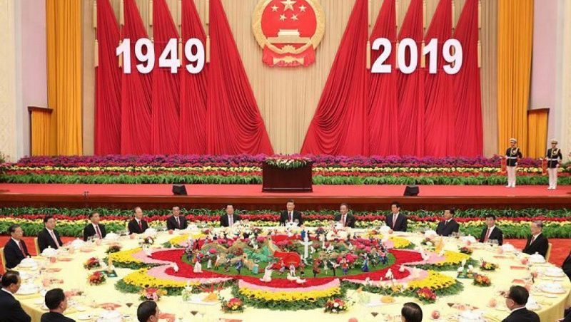 Buổi tiếp tân kỷ niệm 70 năm Cộng Hòa Nhân Dân Trung Hoa tối 30 tháng Chín tại Bắc Kinh. Ảnh: Tân Hoa Xã
