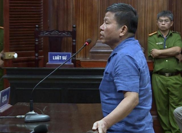 Ông Châu Văn Khảm tại phiên tòa bỏ túi ở TP.HCM hôm 11/11/2019. Ảnh: AP