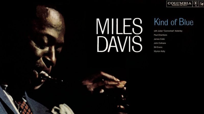 Miles Davis (1926-1991), nhạc sĩ Mỹ chơi kèn trumpet nhạc jazz, là một trong những người ảnh hưởng và được hâm mộ nhất trong lịch sử nhạc jazz và âm nhạc của thế kỷ 20 (Wikipedia). Ảnh: Columbus Music Magazine