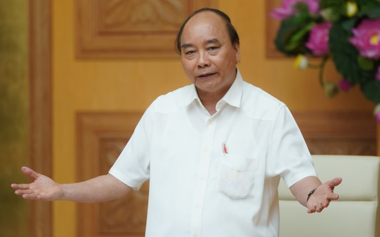 Thủ Tướng CSVN Nguyễn Xuân Phúc. Ảnh: Báo Nhà Đầu Tư