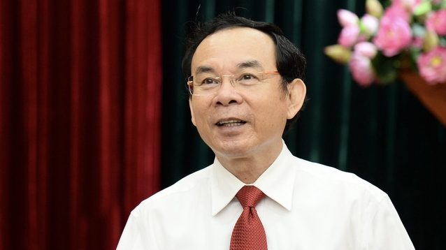 Ông Nguyễn Văn Nên, ứng viên duy nhất do Bộ Chính Trị giới thiệu, được "bầu" giữ chức bí thư thành ủy TP.HCM khóa XI, nhiệm kỳ 2020-2025 với tỷ lệ 100% phiếu bầu (62/62 phiếu). Ảnh: Báo Dân Trí