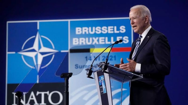 Tổng Thống Mỹ Joe Biden họp báo sau Thượng Đỉnh NATO tại tổng hành dinh của khối nầy ở Bruxelles, Bỉ, hôm 14/6/2021. Ảnh: Olivier Hoslet/ AFP