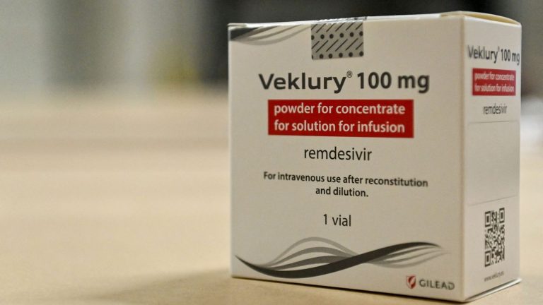 Thuốc Remdesivir “chính hiệu” của Hoa Kỳ do công ty Gilead Sciences ở California bào chế. Ảnh: Dirk Waem/ Belga/ AFP via Getty Images