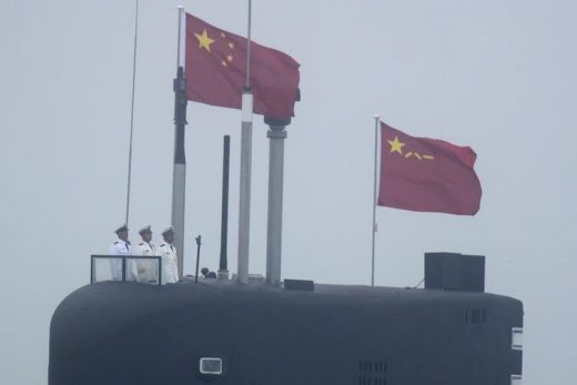 Vạn Lý Trường Chinh 10 tháng 3 là một trong những chiếc tàu ngầm chạy bằng năng lượng hạt nhân mới của Trung Quốc. Ảnh: Mark Schiefelbein/ AP