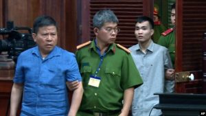 Ông Châu Văn Khảm ra tòa ngày 11/11/2019 ở TP.HCM. Ảnh: AP