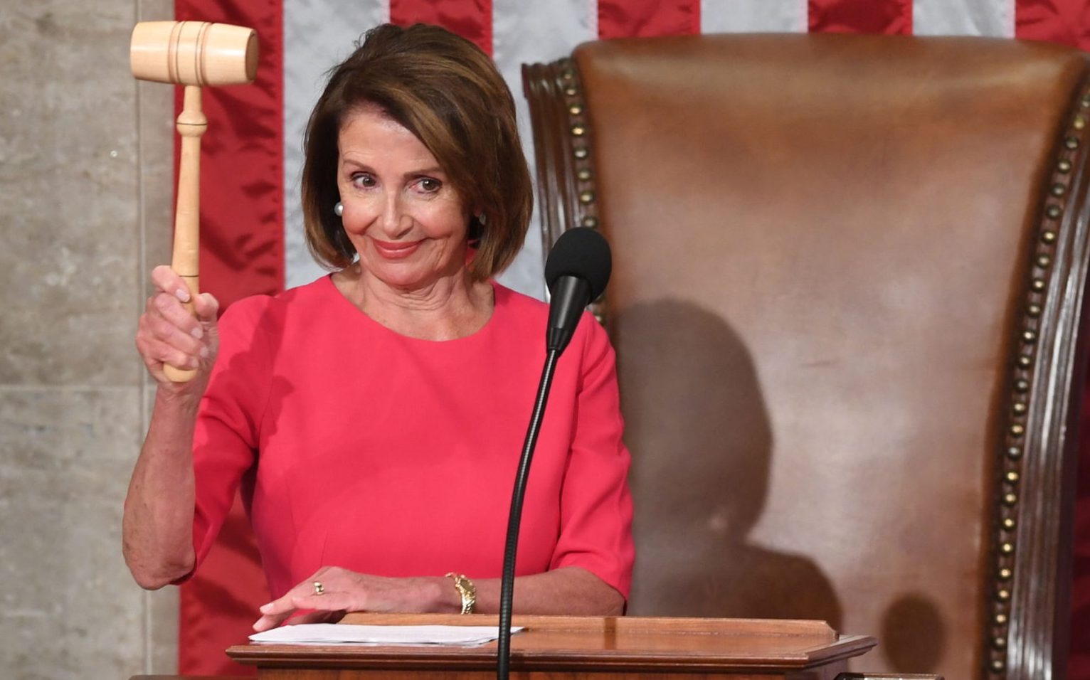 Bà Nancy Pelosi, chủ tịch Hạ Viện Hoa Kỳ, dự tính thăm Đài Loan, làm cho cả Bắc Kinh và Washington “nhức đầu.” Ảnh: Saul Loeb/AFP via Getty Images