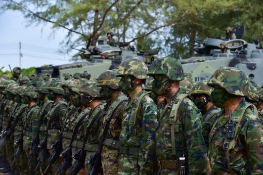 Lính hải quân Hoàng Gia Thái Lan tập trận ở căn cứ Chulaporn, tỉnh Narathiwat hôm 31/3/2021. Ảnh: AFP