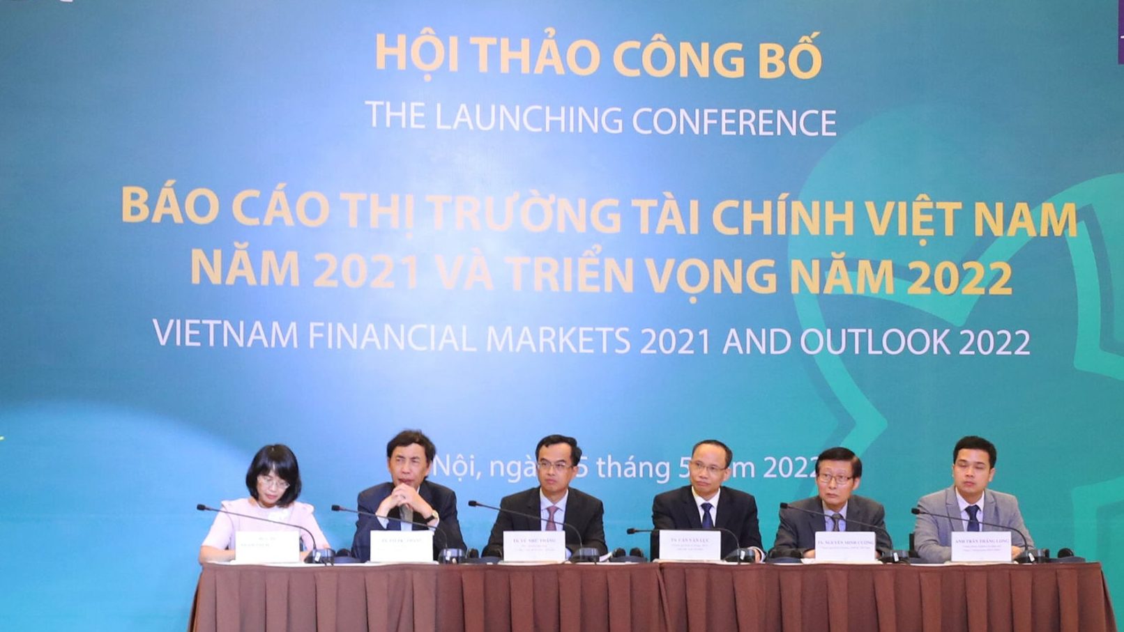 Buổi hội thảo công bố báo cáo “Thị trường tài chính Việt Nam 2021 và triển vọng 2022” tại Hà Nội do BIDV và ADB tổ chức hôm 25/5/2022. Ảnh: Tạp chí Thị trường Tài chính Tiền tệ