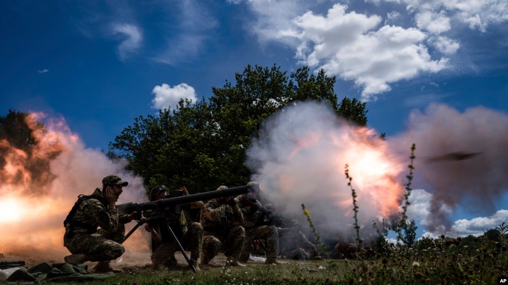 Quân đội Ukraine đã chuyển lực lượng xuống phía Nam từ giữa tháng Tám, mở đầu một giai đoạn mới trong chiến cuộc với mục tiêu chiếm lại tỉnh Kherson. Ảnh: AP