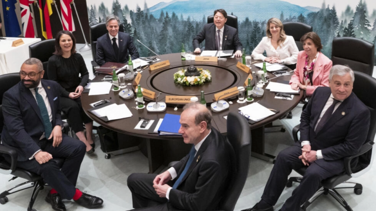 Ngoại trưởng các nước G7 và đại diện ngoại giao Liên Minh Âu Châu, Karuizawa, Nhật Bản, ngày 18/04/2023. Ảnh: AP/ Yuichi Yamazaki