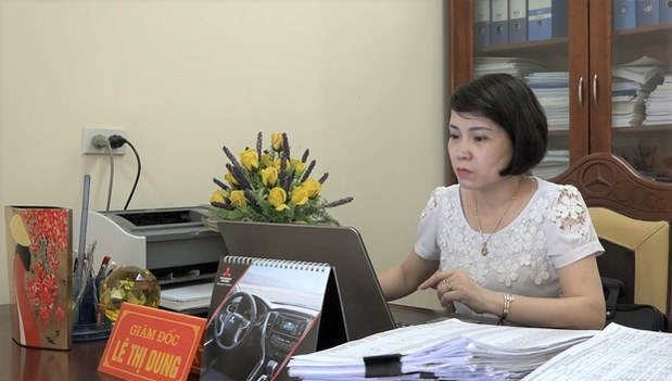 Bà Lê Thị Dung, nguyên Giám đốc Trung tâm Giáo dục nghề nghiệp - Giáo dục thường xuyên huyện Hưng Nguyên, người vừa bị tuyên án 5 năm tù. Nguồn: Báo Lao Động