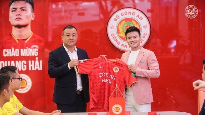 Cầu thủ Quang Hải được kỳ vọng sẽ giúp CLB Công an Hà Nội lập thành tích vô địch V-League khi vừa thăng hạng. Ảnh: CLB Công An Hà Nội