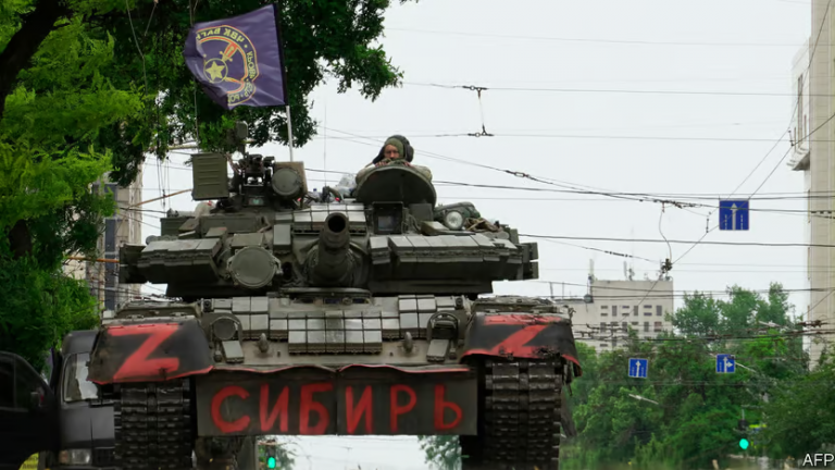 Đoàn quân đánh thuê Wagner tại Rostov-on-Don. Ảnh: AFP/ Getty Images