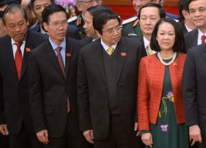 Giới thạo tin cho rằng “lò” có thể sẽ đốt cả bà Trương Thị Mai (phải), thường trực Ban Bí thư kiêm trưởng Ban Tổ chức Trung ương đảng. Ảnh minh họa: Hoang Dinh Nam/ AFP via Getty Images