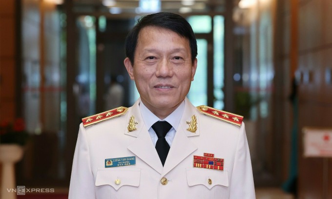 Ông Lương Tam Quang vừa được nắm chức bộ trưởng Bộ Công an (hôm 6/6/2024) và ngay sau đó là ủy viên Hội đồng Quốc phòng và An ninh. Ảnh: VnExpress