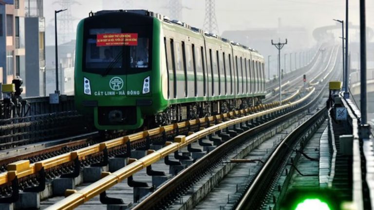 Một đoạn đường sắt trên cao Cát Linh - Hà Đông do Trung Quốc xây dựng. Ảnh: AFP