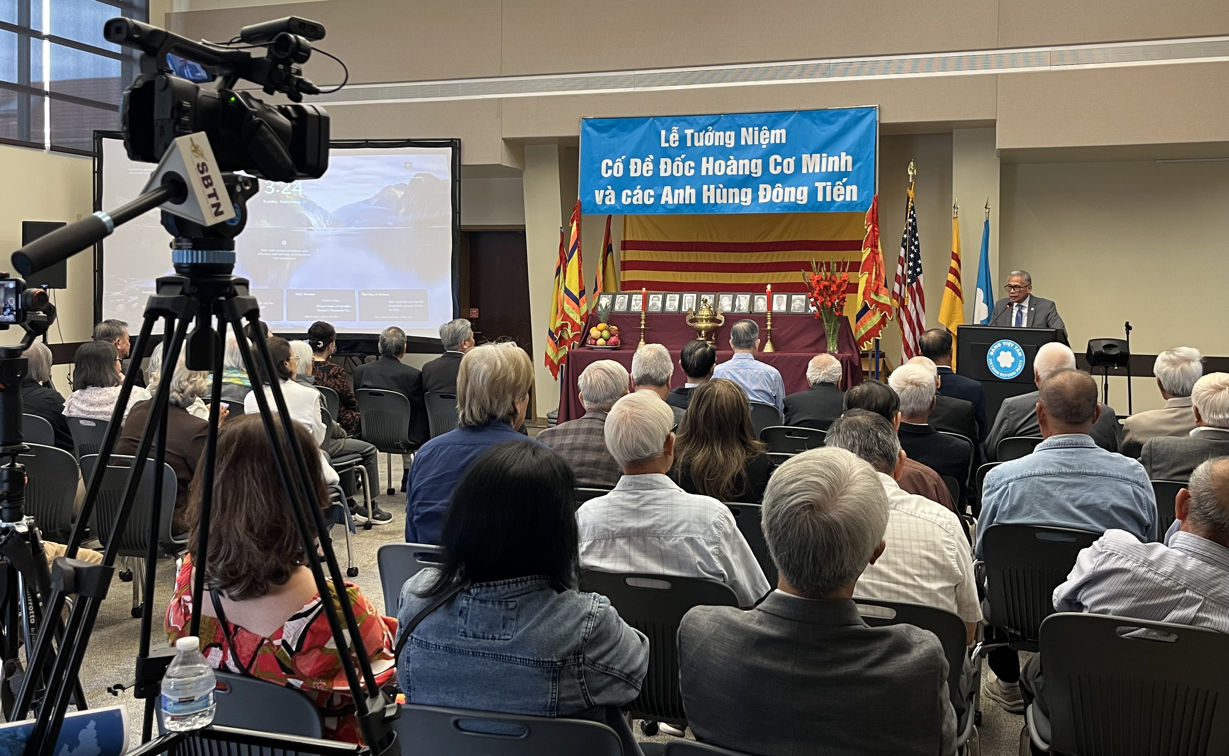 Ông Đỗ Hoàng Điềm, Ủy viên Trung ương, cựu Chủ tịch Đảng Việt Tân thuyết trình với đề tài “Tô Lâm và hiện tình Việt Nam hôm nay”