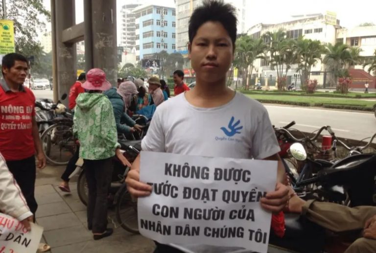 Nhà đấu tranh đất đai Trịnh Bá Phương. Ảnh: Tổ chức Theo dõi Nhân quyền - Human Rights Watch