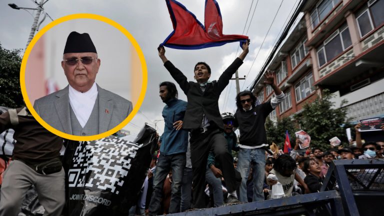 Giới trẻ Nepal xuống đường biểu tình phản đối lệnh cấm mạng xã hội, chống tình trạng tham nhũng tràn lan, bất bình đẳng xã hội... Thủ tướng cộng sản Sharma Oli (ảnh trái) buộc phải từ chức. Ảnh: The Global Filipino