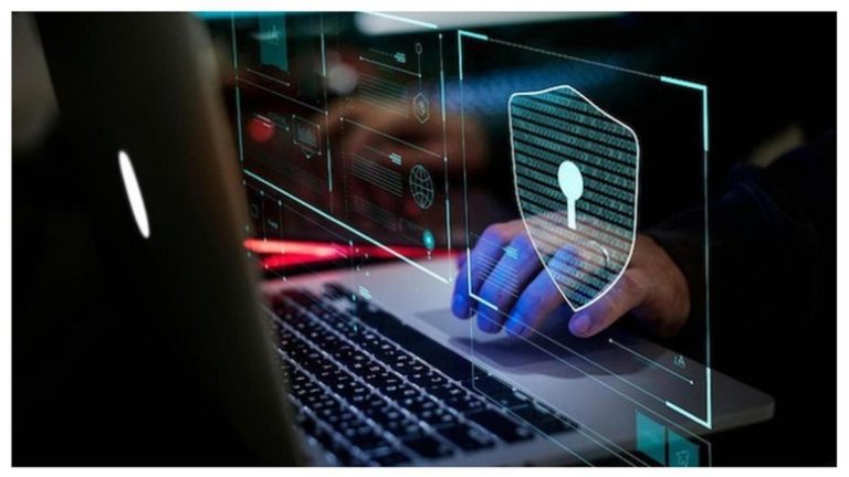 Hacker tấn công Trung tâm Thông tin Tín dụng Quốc gia (CIC) trực thuộc Ngân hàng Nhà nước Việt Nam, sao chép 160 triệu hồ sơ, đe dọa trực tiếp đến an toàn tài chính và quyền riêng tư của gần 100 triệu người dân Việt Nam. Ảnh: VGP