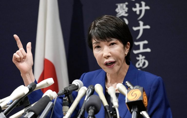 Bà Sanae Takaichi trở thành nữ thủ tướng đầu tiên của nước Nhật sau khi Thủ tướng Ishiba tuyên bố từ chức hôm 4/10/2025. Ảnh: Bloomberg