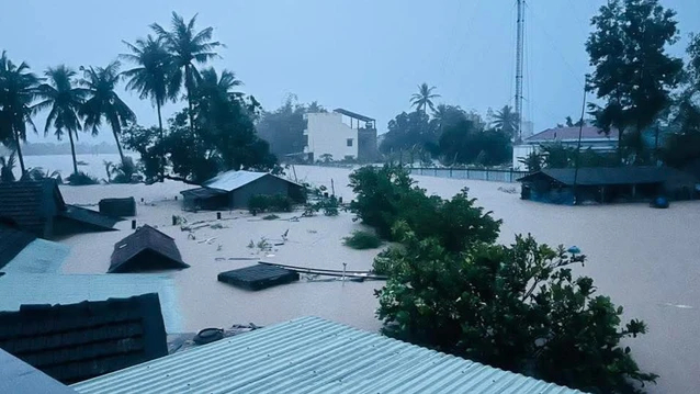 Xã Hòa Thịnh (Phú Yên cũ) nay thuộc Đắk Lắk chìm trong biển nước