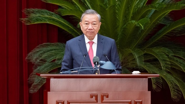 Tổng Bí thư ĐCSVN Tô Lâm phát biểu bế Hội nghị Trung ương 14, khóa XIII hôm 6/11/2025. Ảnh: VGP