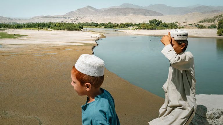 Tranh chấp nguồn nước ở Nam Á. Ảnh minh họa: The Economist/ Getty Images