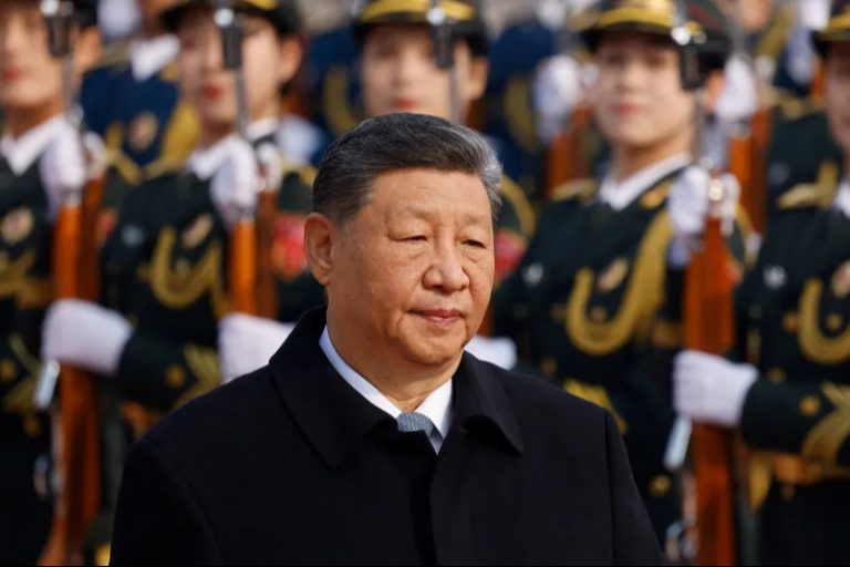 Chủ tịch Trung Quốc Tập Cận Bình tại Đại lễ đường Nhân dân ở Bắc Kinh, tháng 11 năm 2025. Ảnh: Maxim Shemetov/ Reuters