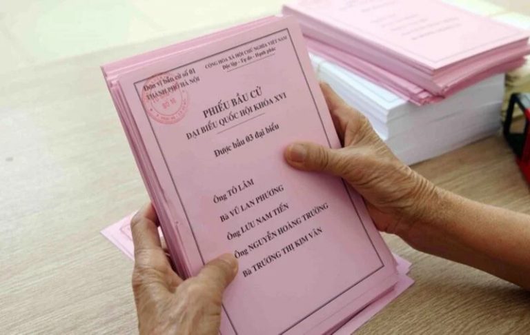 Phiếu bầu đại biểu Quốc hội, đơn vị 1 TP Hà Nội. Ảnh: VNTB