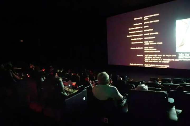 Khán giả chăm chú theo dõi phim tài liệu "The General" tại Brisbane, tiểu bang Queensland, Úc Châu hôm 19/4/2026