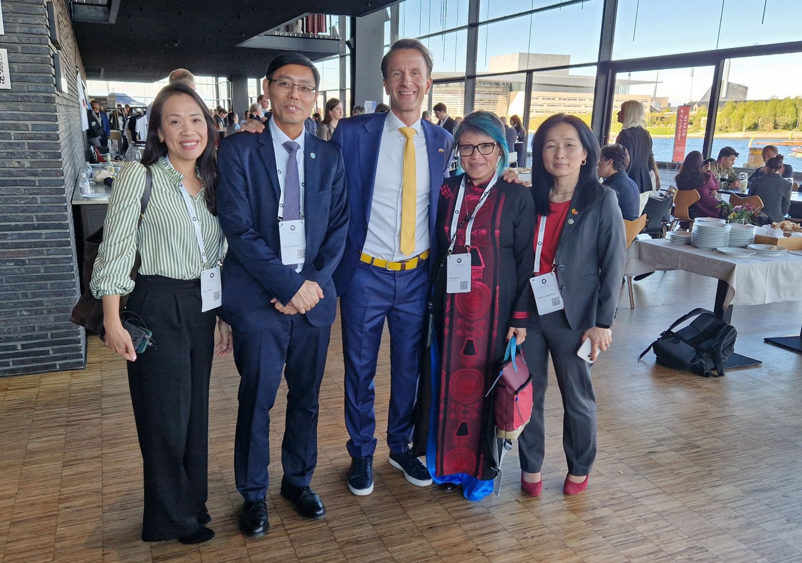 Phái đoàn Việt Tân tham dự Hội nghị Thượng đỉnh về Dân chủ lần thứ 9 (Copenhagen Democracy Summit 2026) tổ chức tại thủ đô Copenhagen, Đan Mạch hôm 12/5/2026
