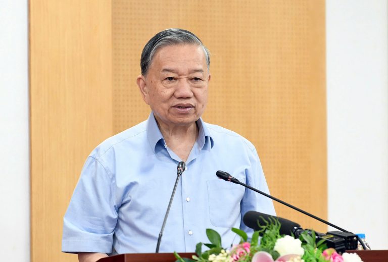 Ông Tô Lâm phát biểu tại hội nghị tiếp xúc cử tri 10 phường TP Hà Nội sáng hôm 4/5/1026. Ảnh: Vietnamnet