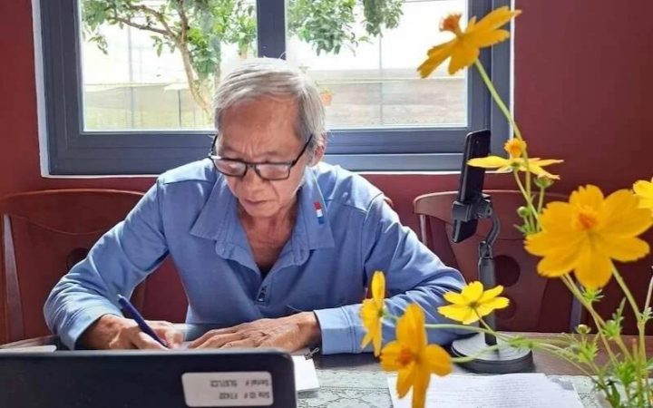 Mục sư Nguyễn Mạnh Hùng trong một tấm ảnh không rõ ngày trước khi bị bắt. Ảnh: FB Dương Kim Khải/ RFA edited