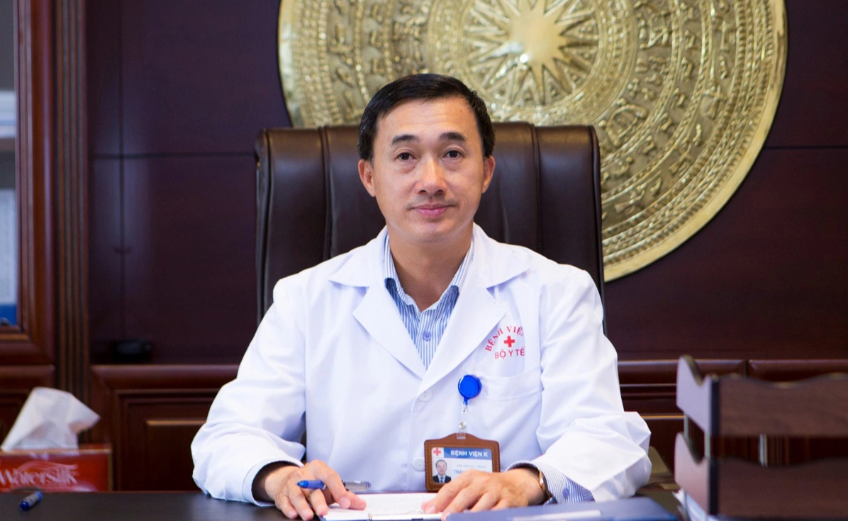 Thứ trưởng Y tế Trần Văn Thuấn, Chủ tịch Hội đồng Y khoa Quốc gia bị khởi tố, tạm giam về tội nhận hối lộ. Ảnh: Báo Tuổi Trẻ